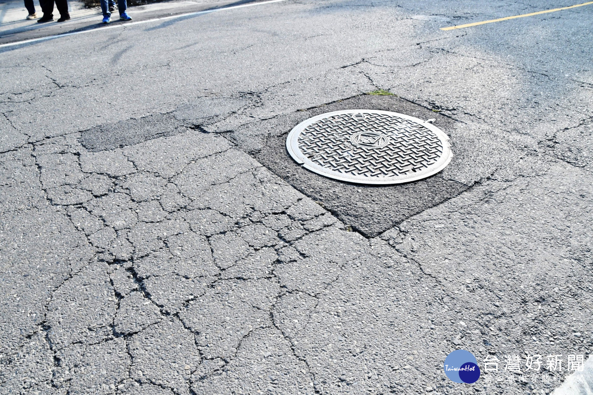 道路破損狀況。圖/彰化縣政府提供