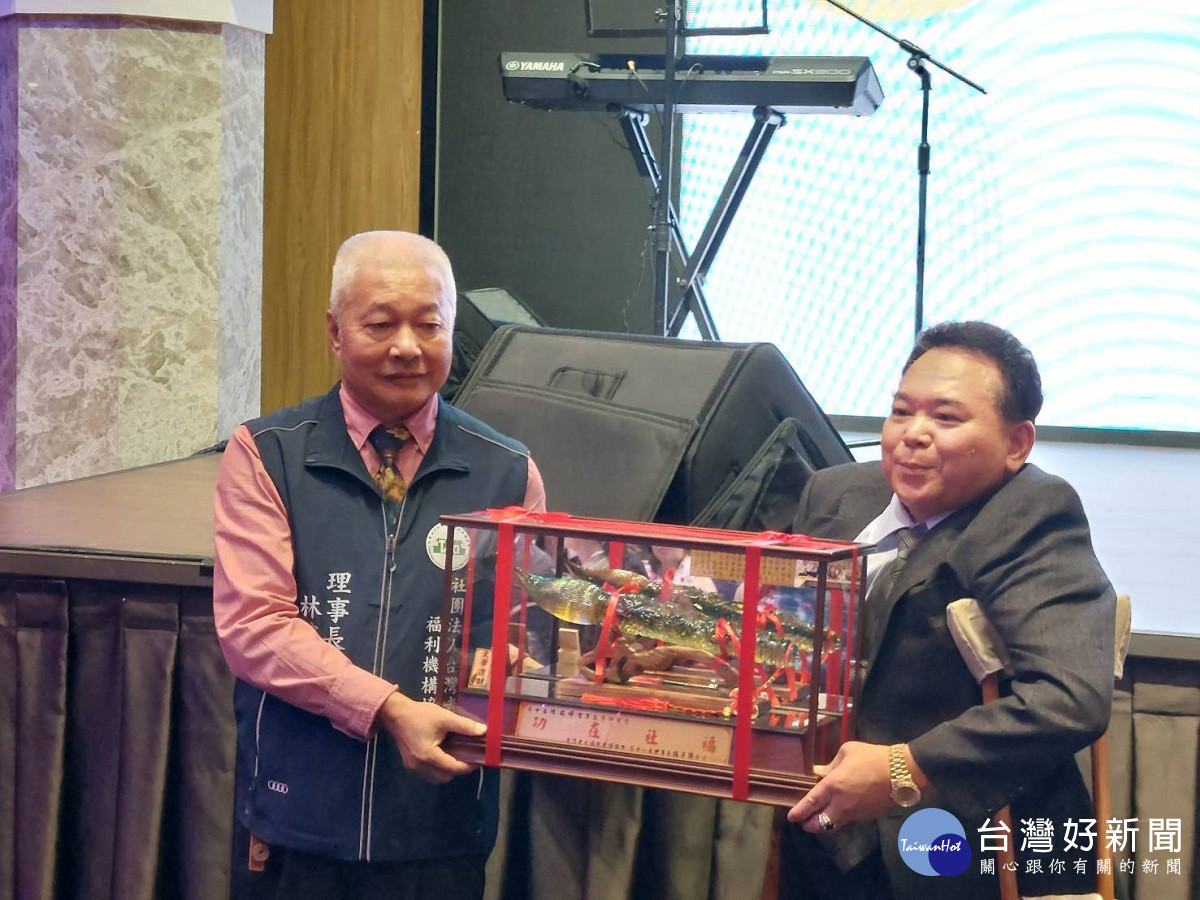 社團老人福利協會理事長交接典禮 新任林亮暉盼為台灣建構更友善長照環境