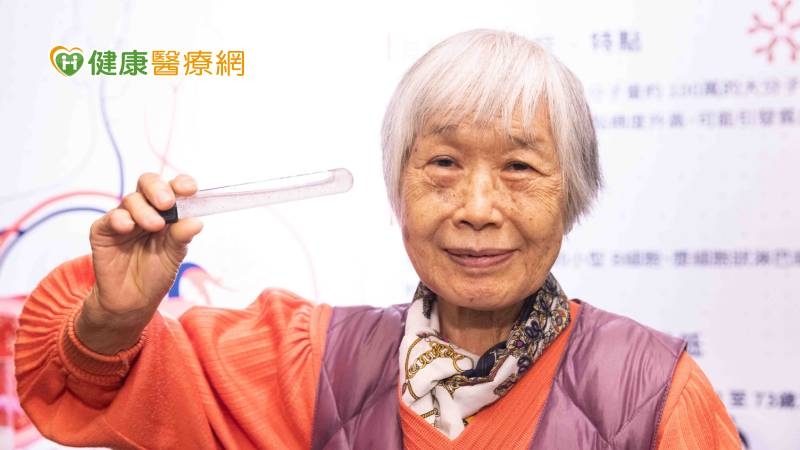 比閃電擊中機率低! 眼睛、牙齦、子宮異常出血竟是罕癌纏身