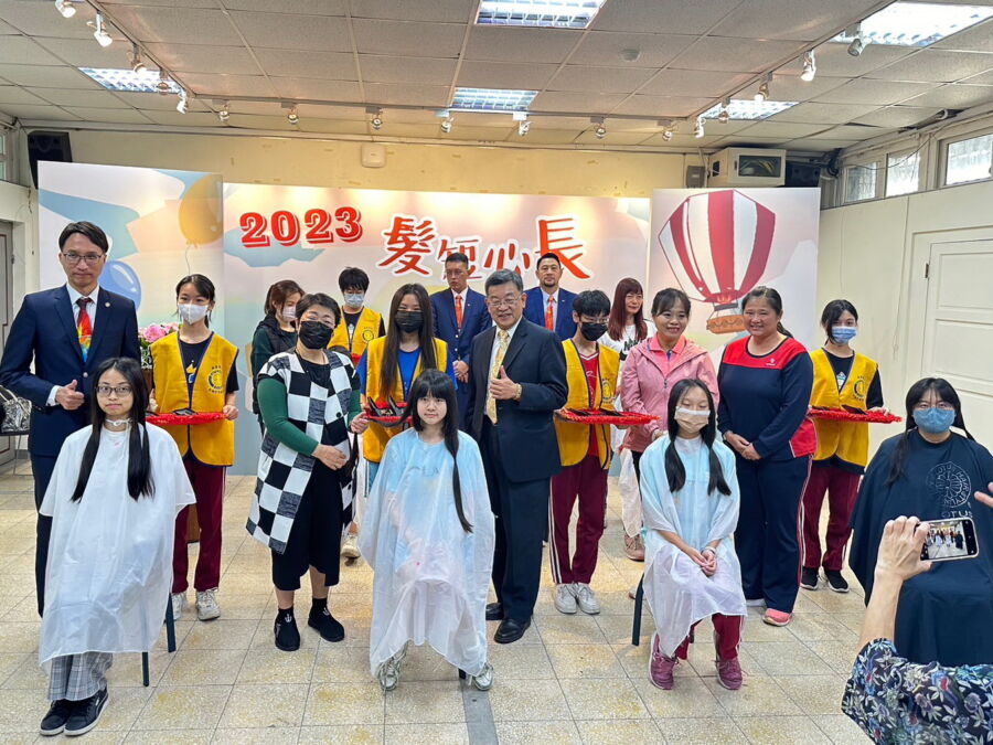 圖／新北市福營國中今（15）日舉辦第四屆「髮短心長捐髮傳愛GO」活動。（圖／楊尚青臉書）