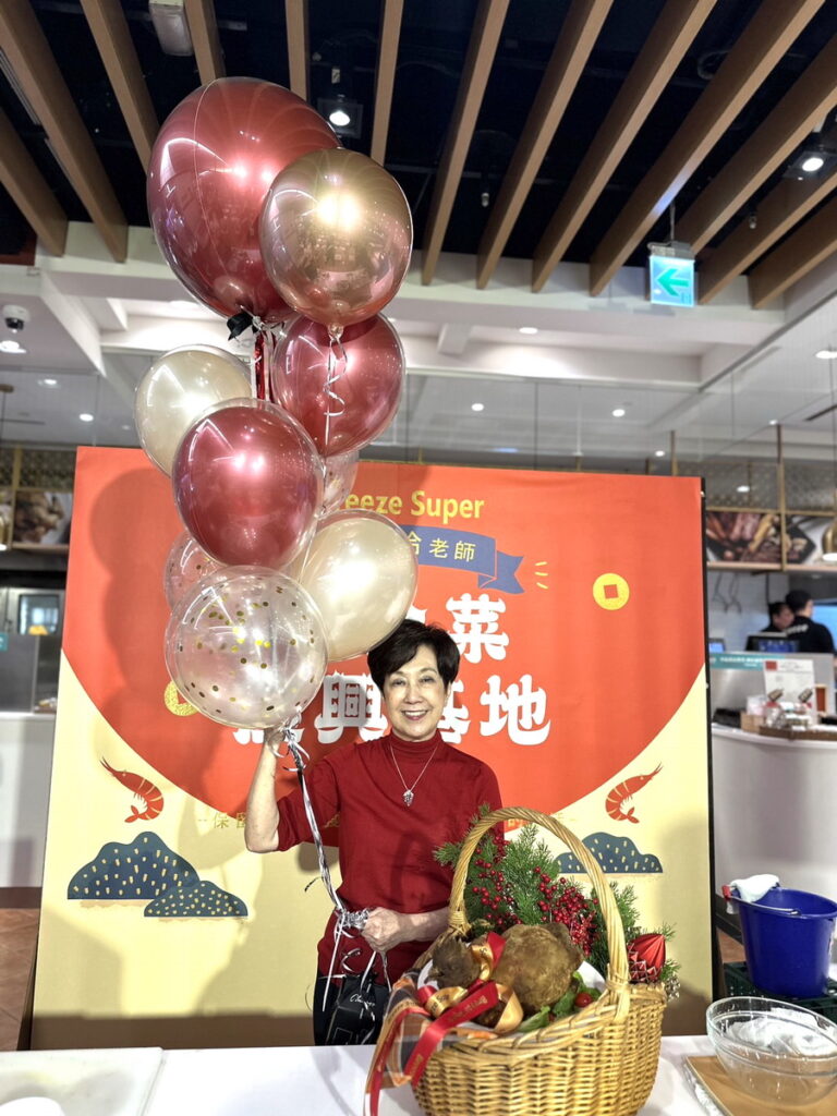 有「台菜教母」美譽的黃婉玲老師長期深耕推動台菜復興運動