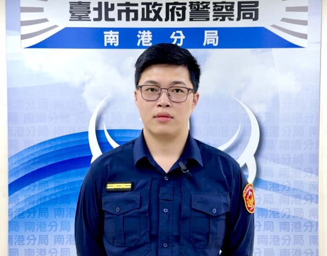 ️舊莊派出所所長林佑霖說明。(記者薛秀蓮翻攝)