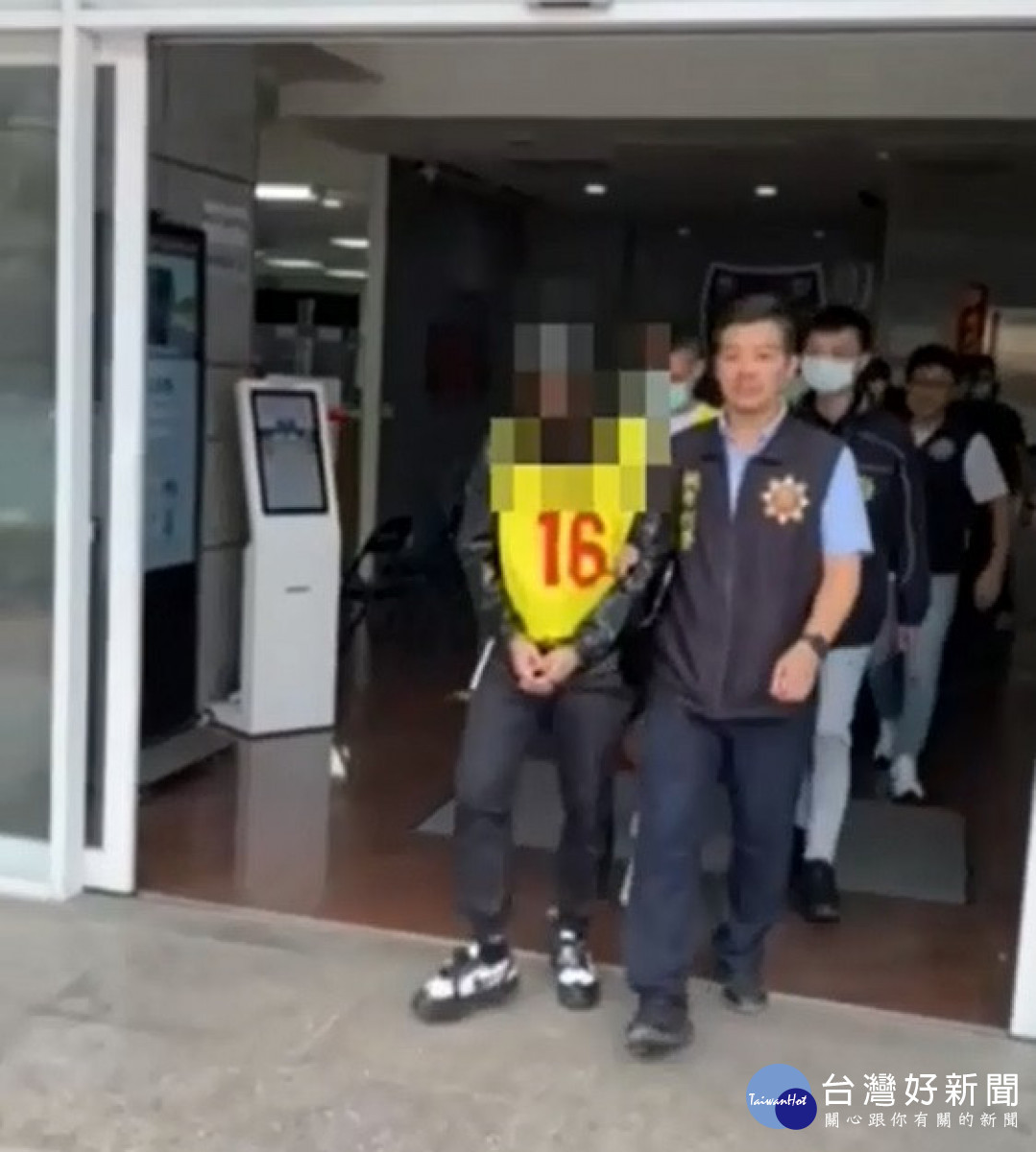 桃園市政府警察局執行「全國同步掃黑、檢肅非法槍械、打擊詐欺、查緝賭博等專案行動」。