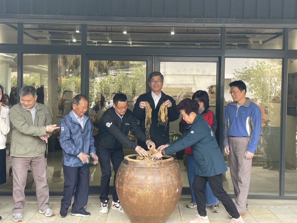 苗栗縣公館鄉是福菜的故鄉，也是傳統客家聚落。（圖/苗栗縣客委會提供）