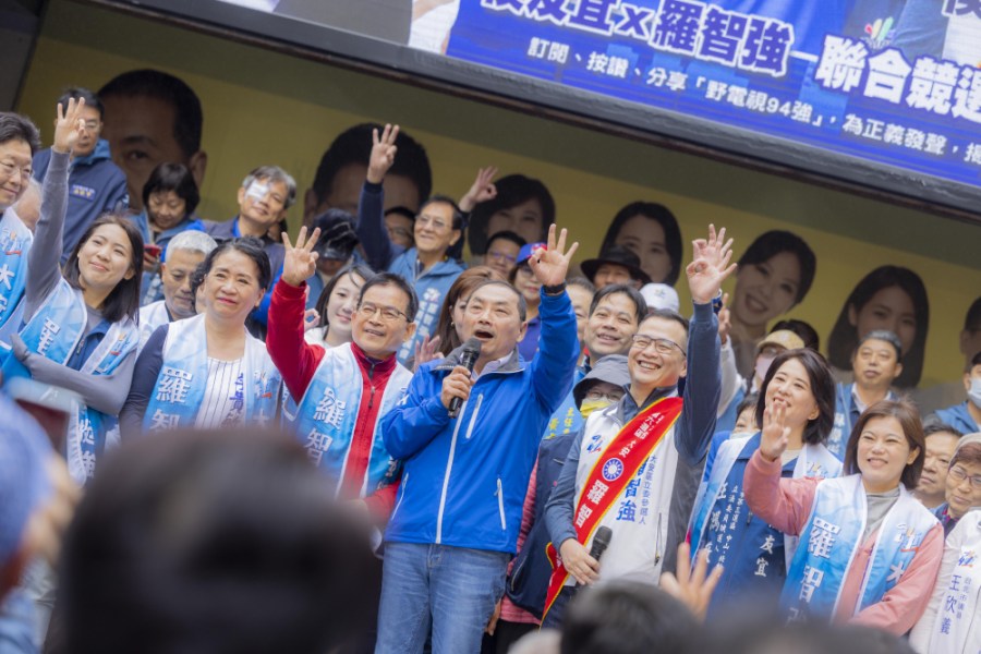 貿易壁壘恐衝擊經濟 侯友宜:民進黨把ECFA當大補藥卻不理大陸 212 侯友宜16日與羅智強成立聯合競選總部