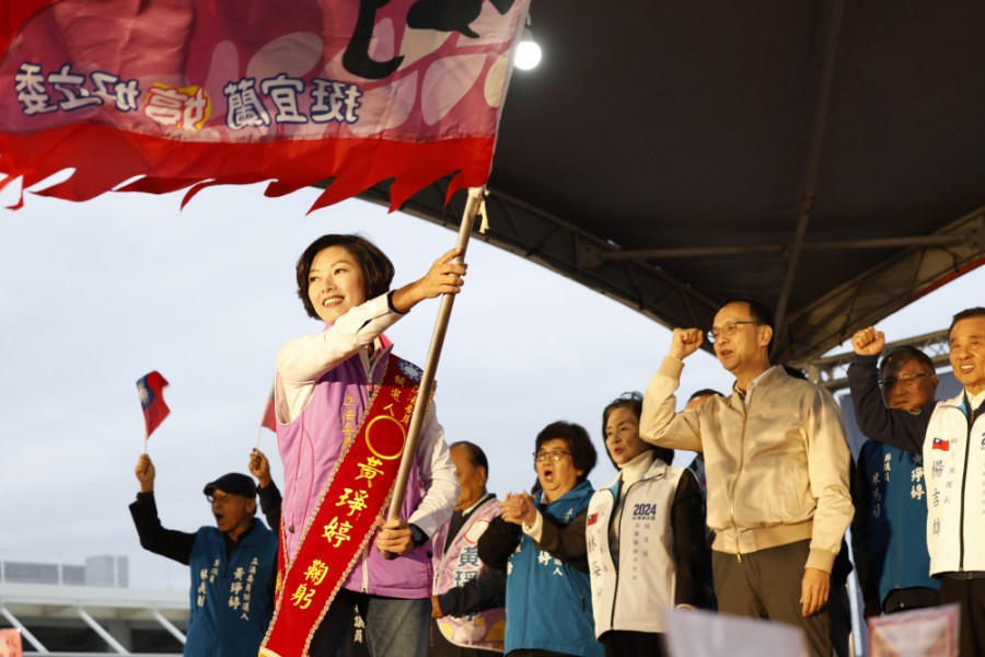宜蘭輔選黃琤婷 朱立倫:陳定南不會認同現今的民進黨 288 國民黨總統候選人侯友宜與宜蘭縣立委候選人黃琤溪南聯合競選總部16日成立。