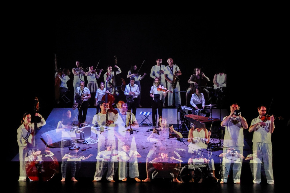 臺中國家歌劇院2024年「NTT Arts NOVA 藝想春天」系列--All right. Good night。(圖/台中國家歌劇院提供-Merlin Nadj-Torma攝)<br /><br />  