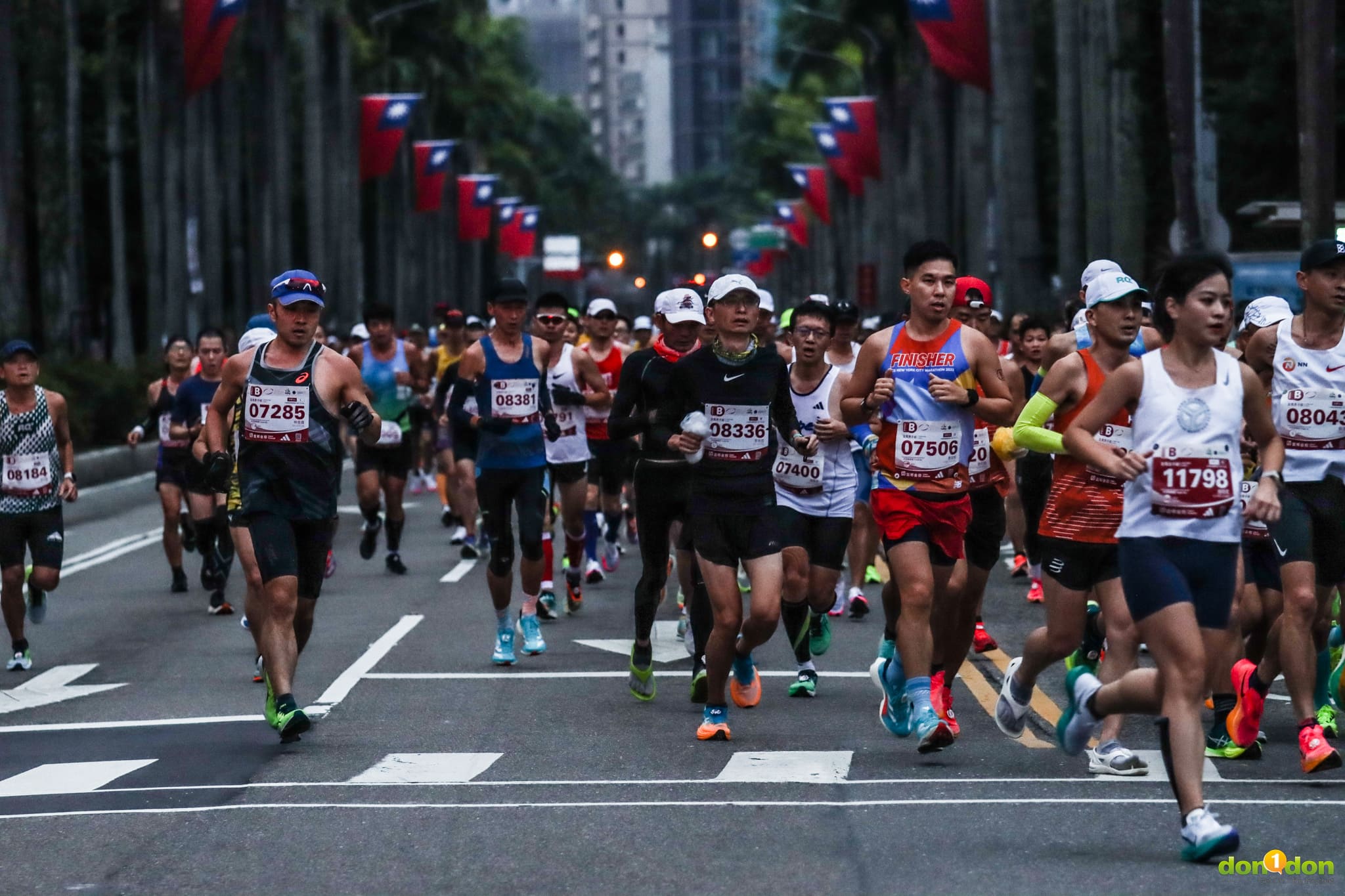 4小時03分與2小時21分 2023 臺北馬完賽人數、成績再提升