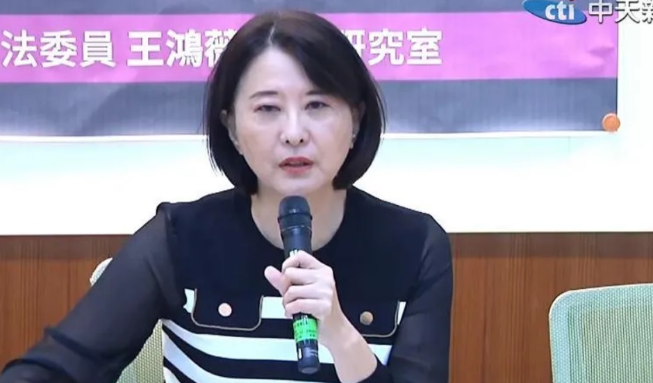 侯康配成形!王鴻薇讚戰鬥力爆表 藍基層現況:士氣回來了