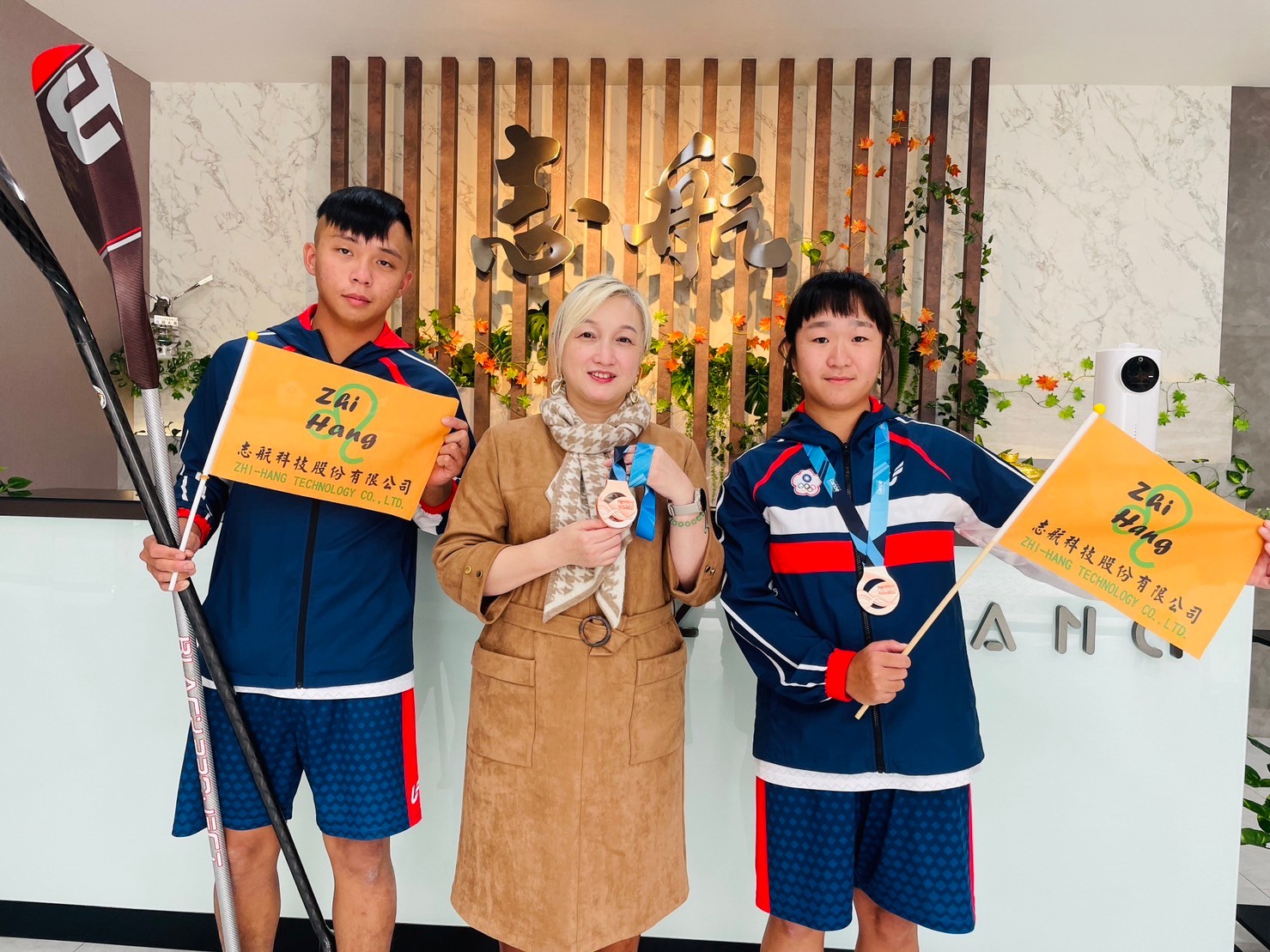 龍潭客家餐廳女老板張巧柔 首度挑戰世界輕艇立槳賽 獲得傲人雙銅成績