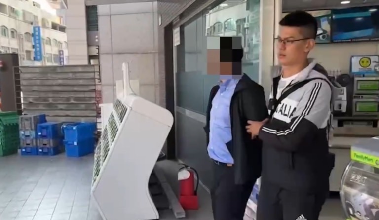 投資獲利翻倍?警誘面交逮車手。(翻攝照片)