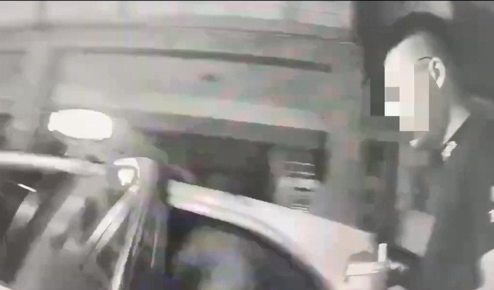 五福二路派出所處理違規車輛查獲駕駛坦承涉毒。（翻攝照片） 