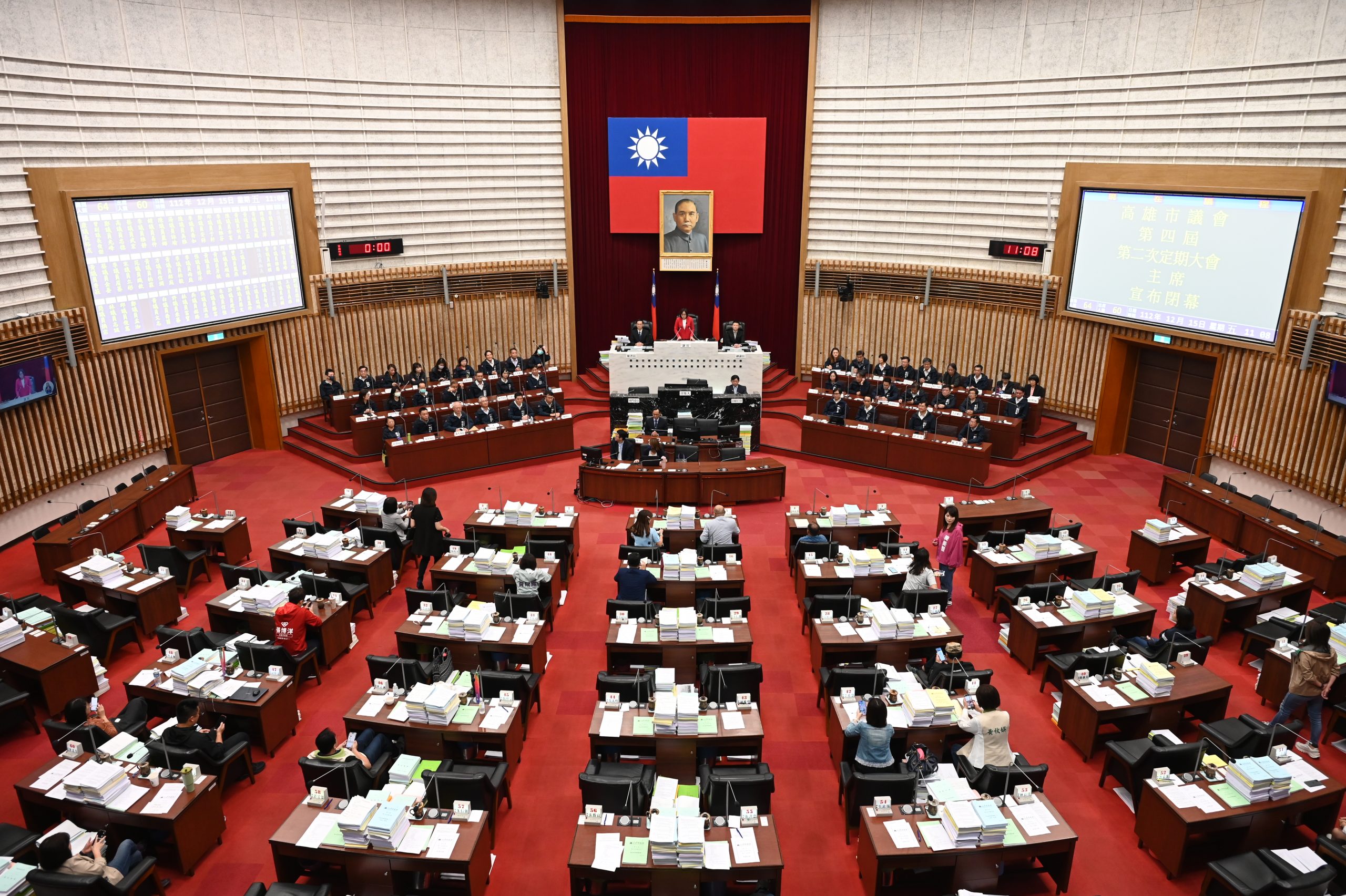 綠：邱于軒濫用額數空轉議會，剝奪其他議員審查權