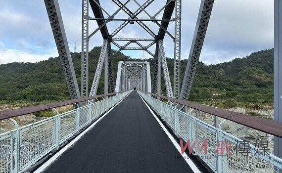 見證建築之美!中市「大甲溪花梁鋼橋」鋪面換新裝