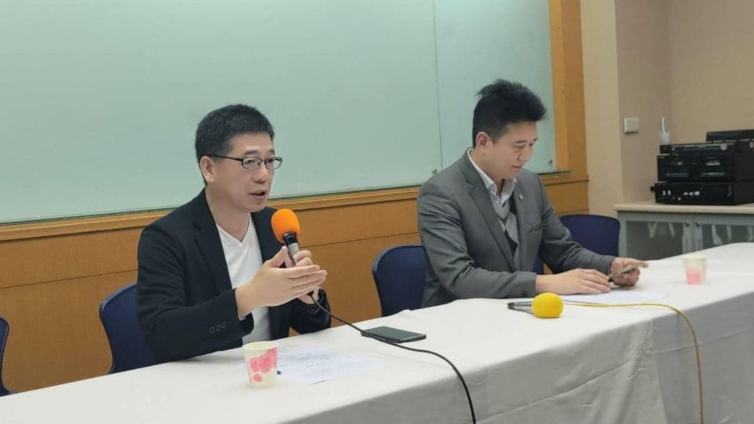 民眾黨前秘書長謝立功與中央委員張凱鈞今(20日)宣布籌組「白色連線-HOPE」黨內部改革倡議小組。翻攝謝立功臉書
