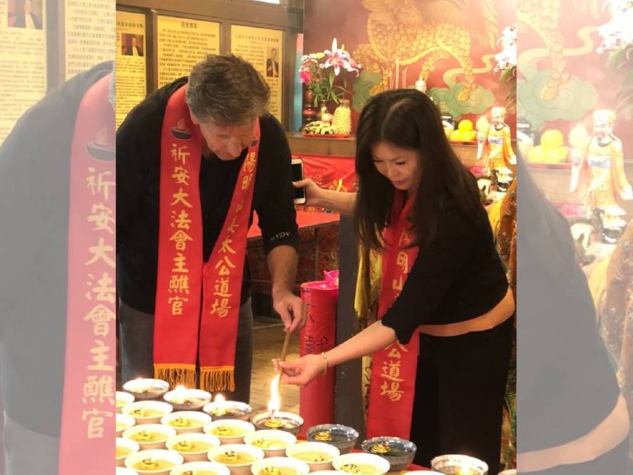 老外現身姜太公道場 竟是美金千億公司比特幣大咖 234 cnews124231220a02