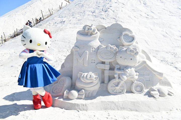 「一見雙雕藝術季」七股登場 Hello Kitty、酷企鵝、蛋黃哥陪你暢遊臺南