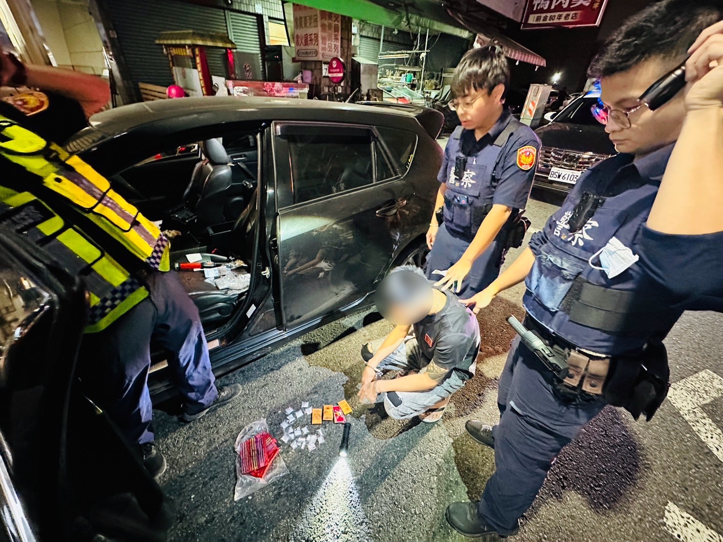 通緝犯謊報身分遭識破 遭逮又搜出大量毒品