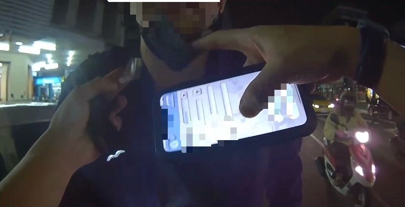 藏毒露餡！男子開車違規遇警盤查 竟將毒品藏在這