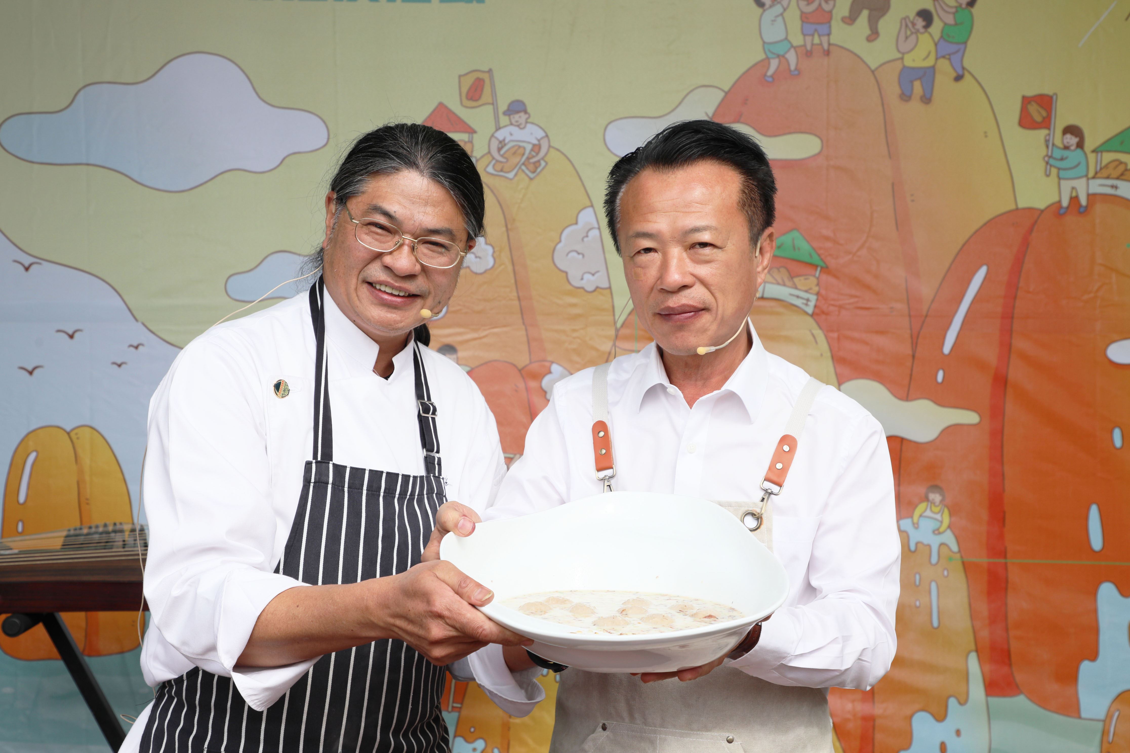 翁章梁縣長親自示範料理 力推「嘉義優鮮」烏魚子魅力