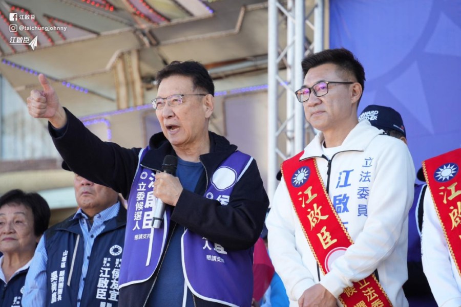 連續兩日口誤 趙少康台中輔選:江啟臣是台灣和平的恐怖分子 240 趙少康輔選江啟臣資料照。