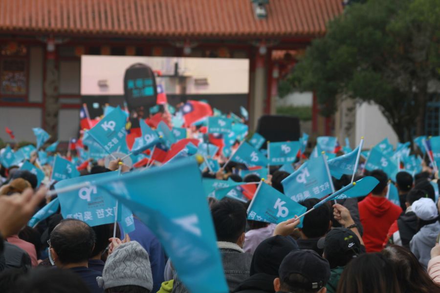 選戰觀察/「竹」場優勢!柯文哲回鄉造勢人氣爆棚 開第二現場一樣嗨 295 柯文哲新竹造勢場。(方炳超攝)