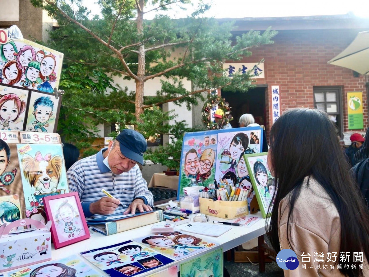 苗栗縣在地文化推廣協會結合在地手作達人。