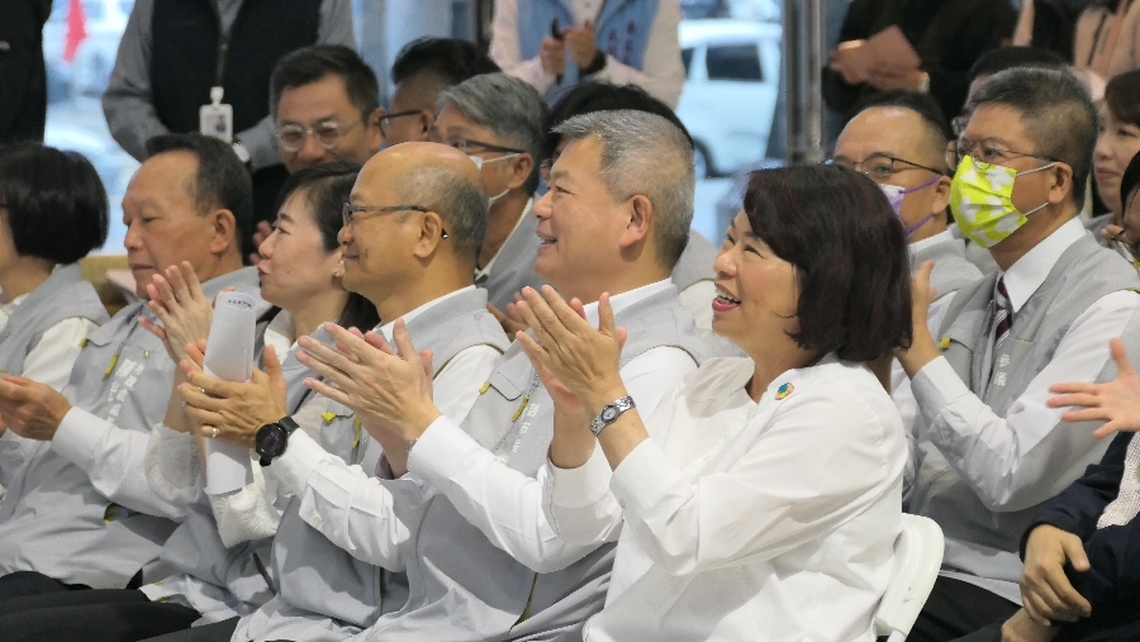 台灣地方自治史上寫下新頁 一人四度當選同一縣市首長「勇媽紀錄」嘉義市長黃敏惠