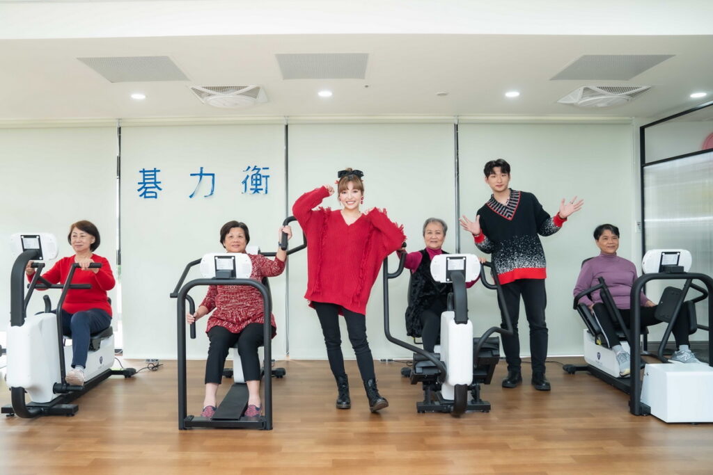 陪伴長輩一起迎接健康,樂活運動