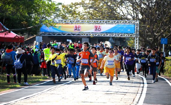 中市4千多名師生都會公園起跑 促進學童運動風潮