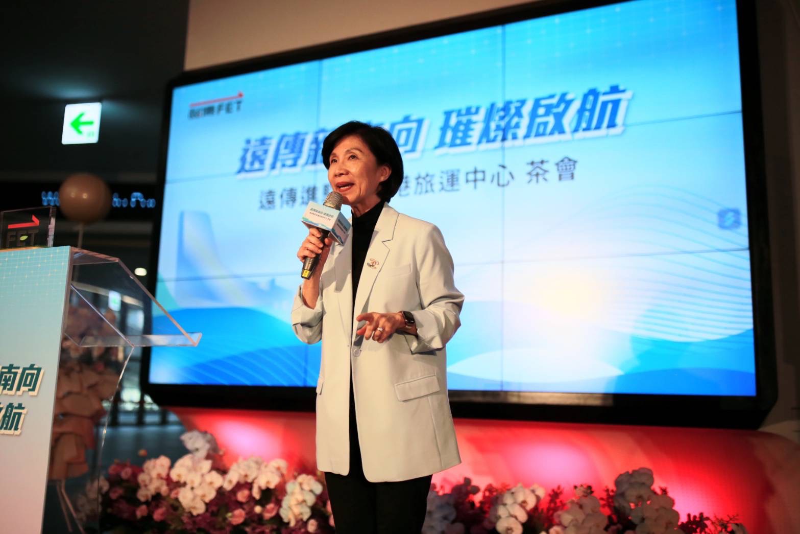 遠傳總經理井琪表示將持續擴大大招募人才及服務南部產業。(高市府提供)