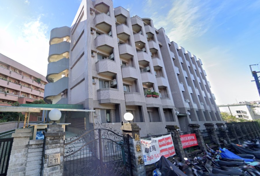 【藍蝴蝶專欄】「文大凱旋苑、萬里老家與農地停車場」同爆爭議 藍綠危機處理真落漆？ 197