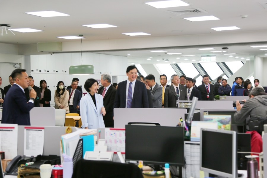 遠傳加碼「新南向」進駐高雄旅運中心 全新敏捷智能辦公室強化南台灣產業服務 236 遠傳加碼「新南向」進駐高雄旅運中心 全新敏捷智能辦公室強化南台灣產業服務 235