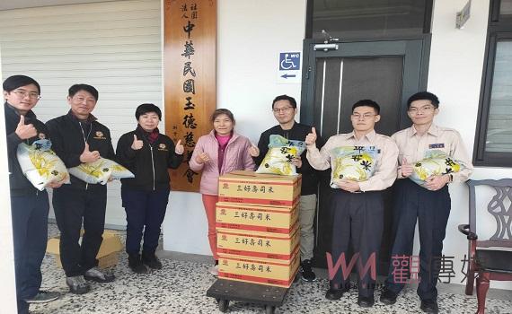 草屯玉德慈善會響應寒冬送暖活動慨捐千斤白米 嘉惠地方榮民眷