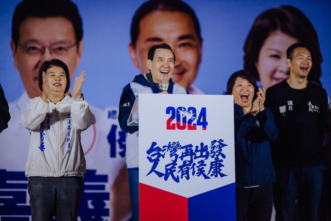 馬英九首度到嘉義助選 嘉義人挺嘉義人 九華山地藏庵廟口開講人氣爆棚