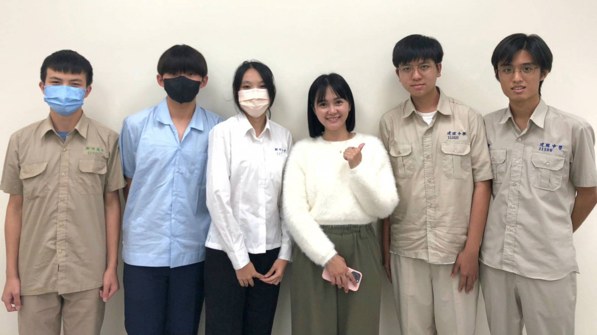 籌備團隊訪問柯辦發言人吳怡萱(圖/模擬投票籌備團隊提供)