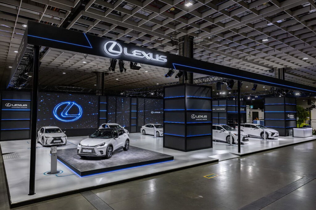 Lexus本次以「Lexus Electrified」為主軸,傳遞品牌電動化訊息,並展出三大動力電動化車款