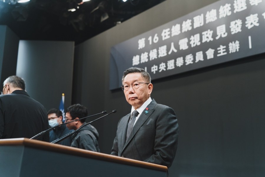 政見發表藍綠都天女散花式攻擊 柯辦曝辯論會防守策略 192 政見發表藍綠都天女散花式攻擊 柯辦曝辯論會防守策略 191