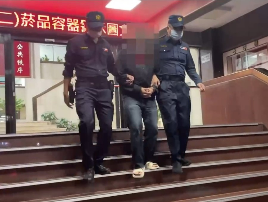 搭計程車躲警 通緝犯遇路檢露餡還身藏毒品海洛因 201 cnews204231229a12