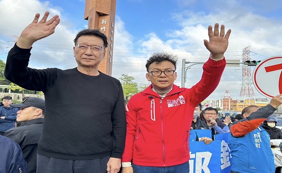 趙少康與鄭正鈐竹科拜票交通壅塞 趙承諾改善竹市交通
