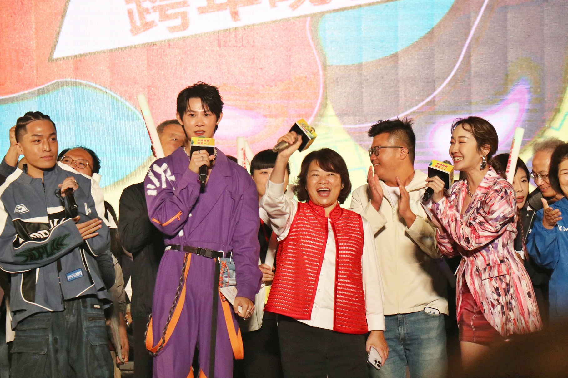 讓愛+1將持續灌溉新年 迎接2024全嘉藝起來跨年晚會湧入6萬人次一同歡慶新年