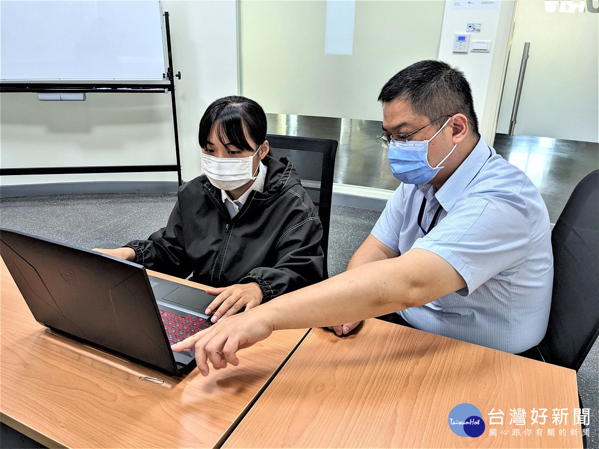 中部機械大廠運用大專青年預聘計畫 培育智慧化生產優秀人才