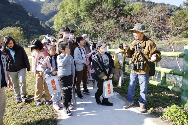 賞鳥生態遊/新北廣興河濱公園 都市親山近水好去處