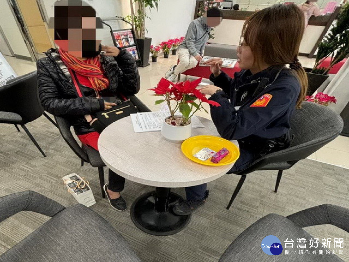 寒流來襲意外保住婦人辛苦錢。林重鎣