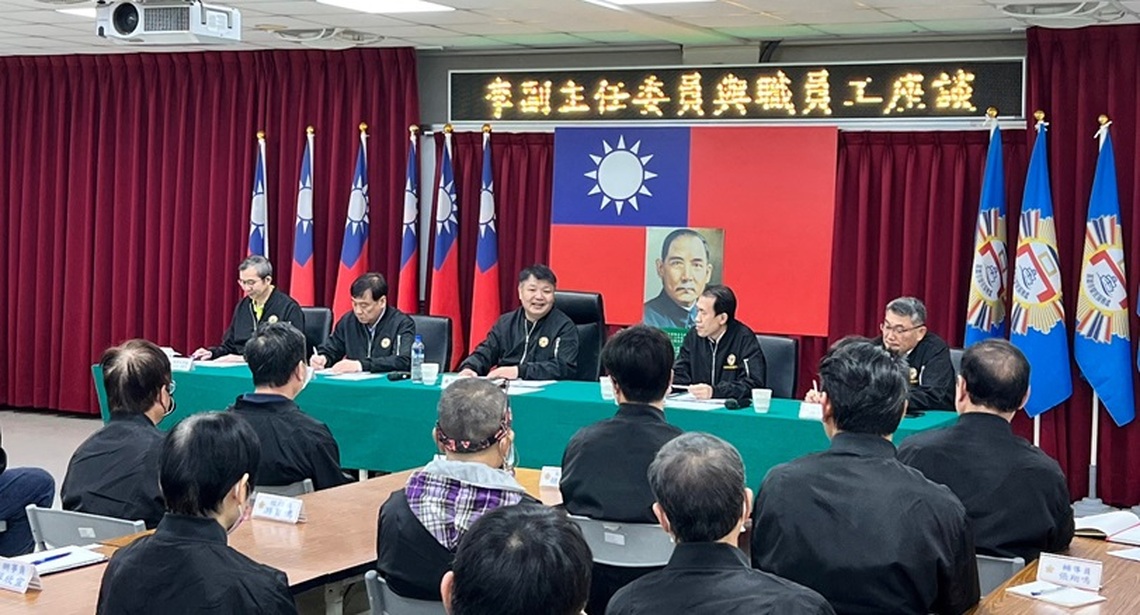 輔導會李文忠副主委走訪高雄市榮服處 傾聽職員工聲音