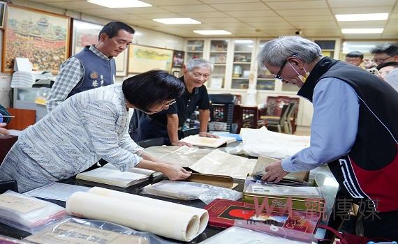 北港朝天宮與國家圖書館合作 全臺宮廟首創珍貴文獻數位化