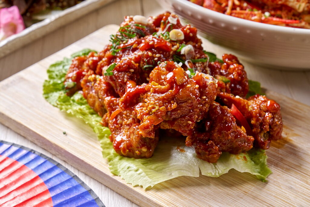 香脆可口引爆味蕾的經典「韓式炸雞」(台北福華大飯店提供)