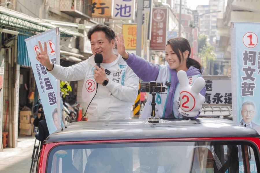 斥沒準備好當立委 邱臣遠轟張智倫缺席政見會 質疑吳崢重黨意或民意 223 照片來源:邱臣遠國會辦公室