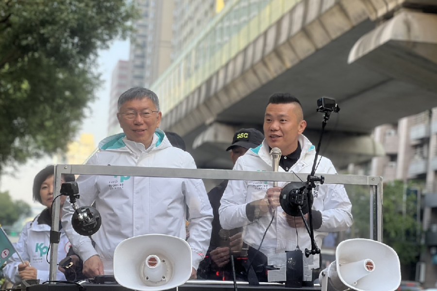 選前黃金周中彰造勢 柯文哲：中台灣搖擺州 拚義無反顧 219