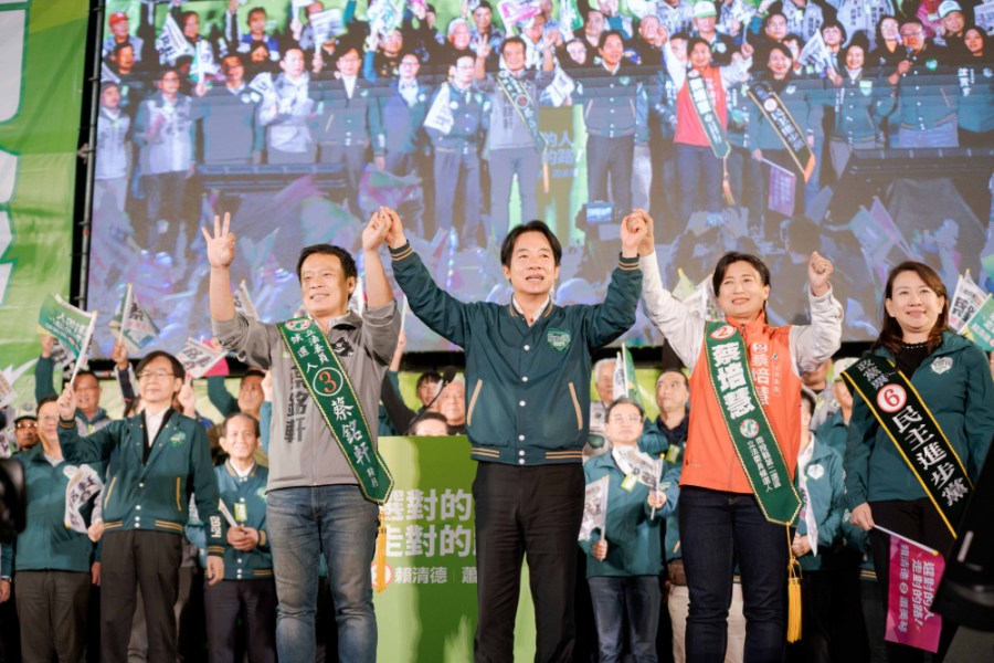 決戰中台灣? 柯文哲、賴清德選前黃金周衝中部 218 決戰中台灣? 柯文哲、賴清德選前黃金周衝中部 217